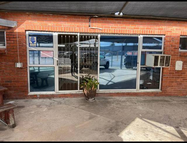 BUSINESS PROPERTY TO RENT IN SYDENHAM